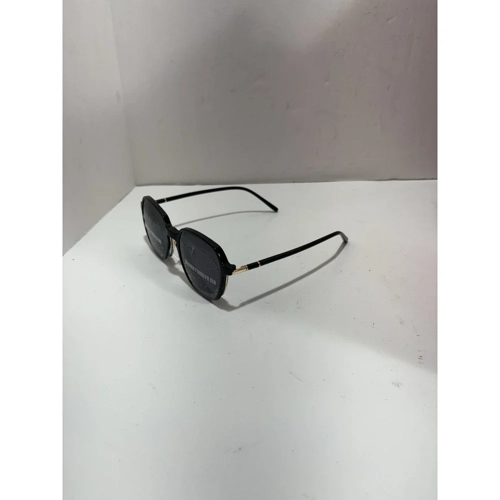 ZENNI Black & Gold Trim Metal Frames With Magnetic Sun Shades 5860921 Geometric